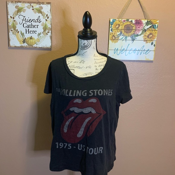 the Rolling Stones Tops - Rolling Stones shirt